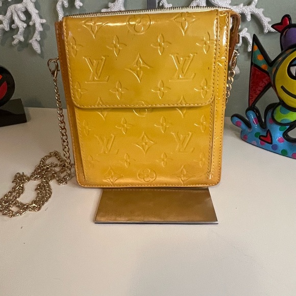 Louis Vuitton Vibrant Yellow Crossbody Bag with Monogram - Picture 1 of 10